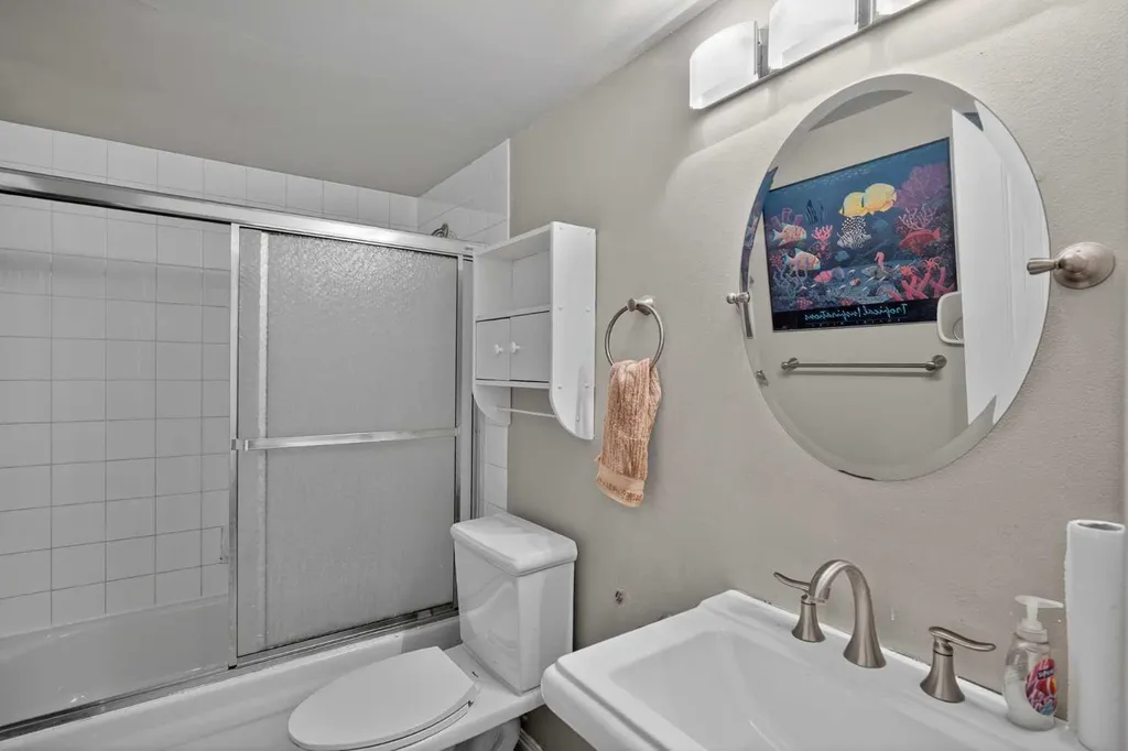 18 Martinview Crescent NE Calgary AB T3J 2S2