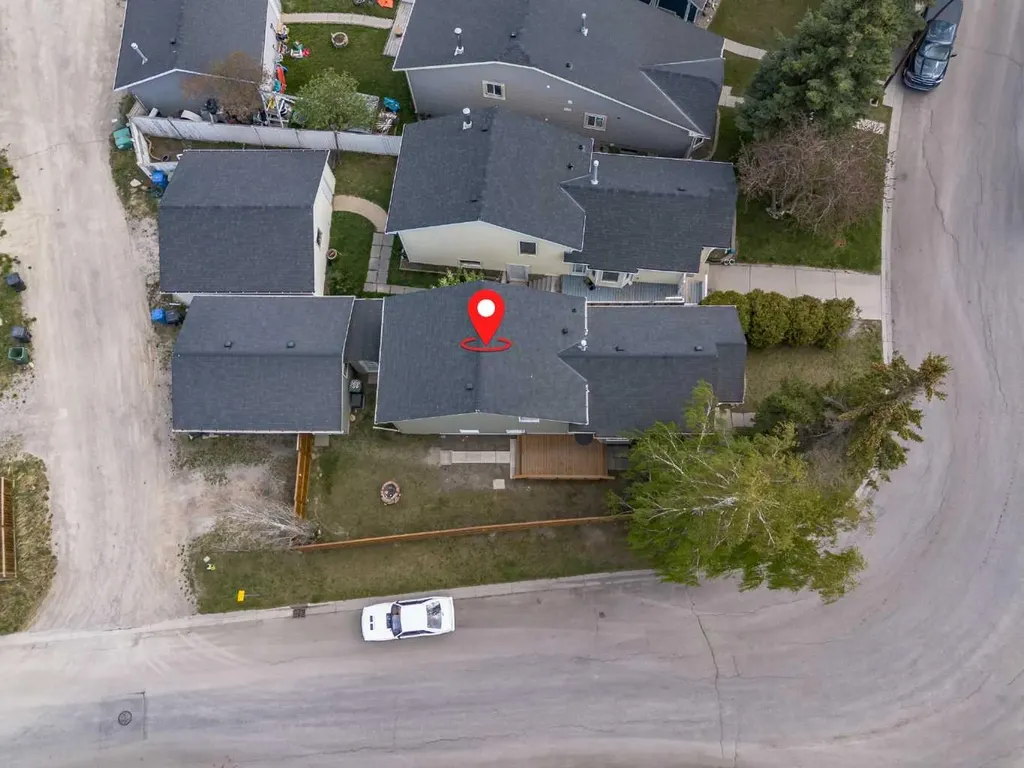 18 Martinview Crescent NE Calgary AB T3J 2S2