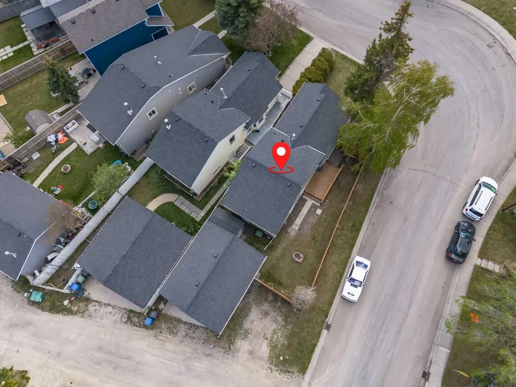18 Martinview Crescent NE Calgary AB T3J 2S2