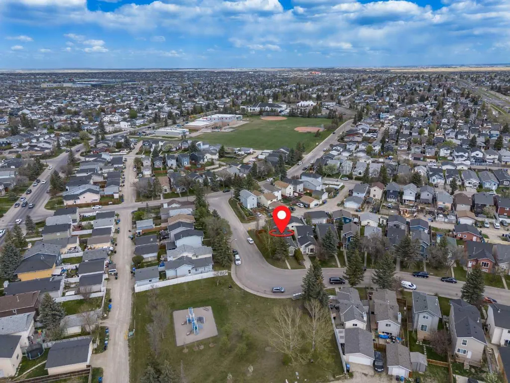 18 Martinview Crescent NE Calgary AB T3J 2S2
