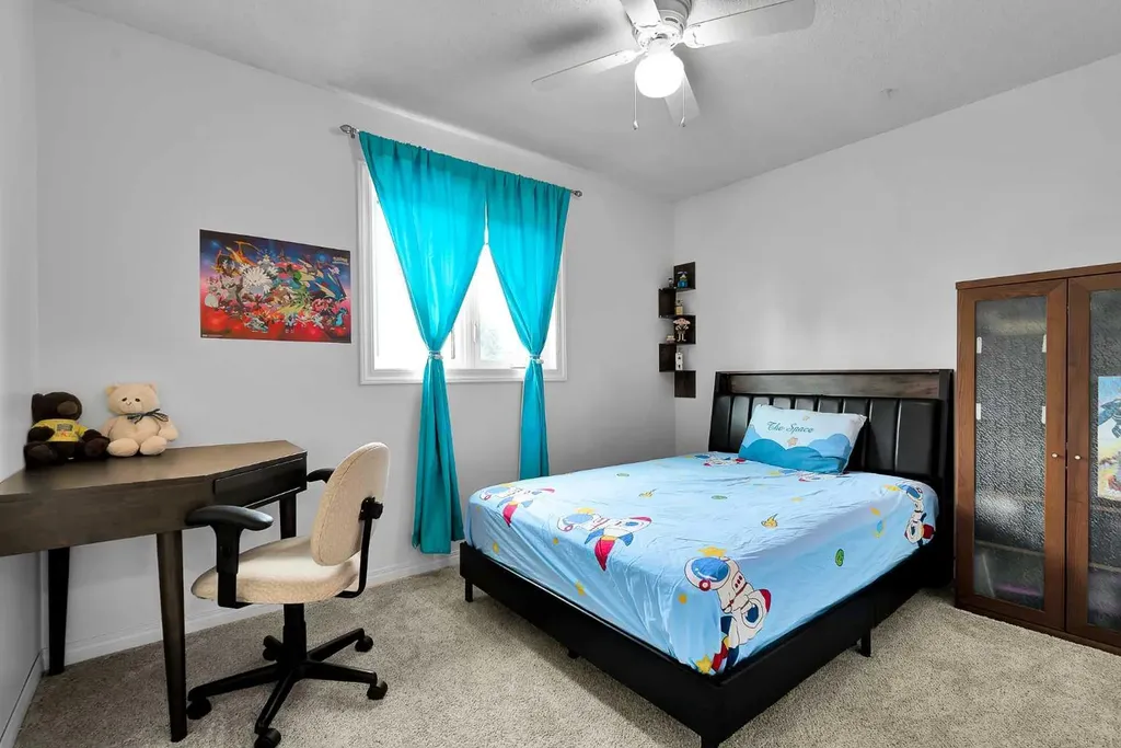 18 Shannon Terrace SW Calgary AB T2Y 2Y7