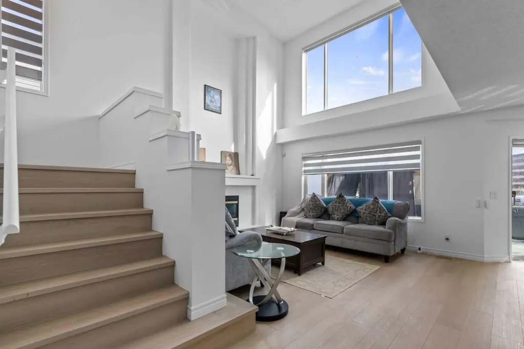 7 Country Hills Park NW Calgary AB T3K 5C8