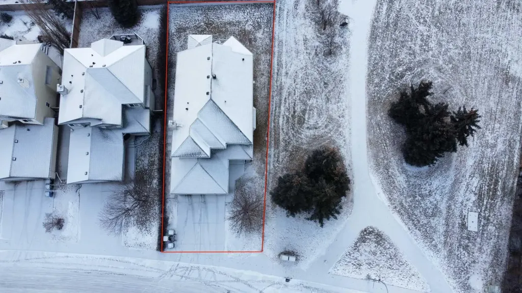 7 Country Hills Park NW Calgary AB T3K 5C8