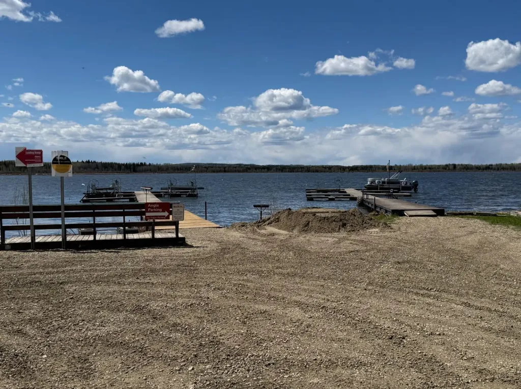 408 461032 Highway 13 Buck Lake AB T0C0T0