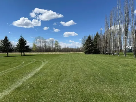 408 461032 Highway 13 Buck Lake AB T0C0T0
