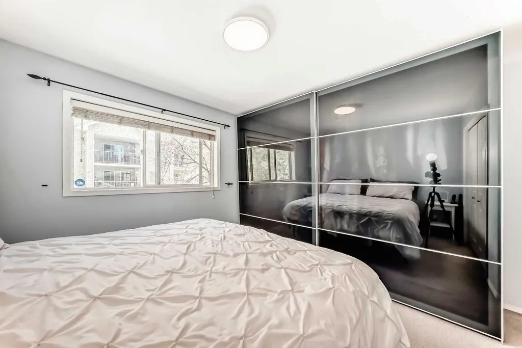 6621 Pinecliff Grove NE Calgary AB T1Y 7K8