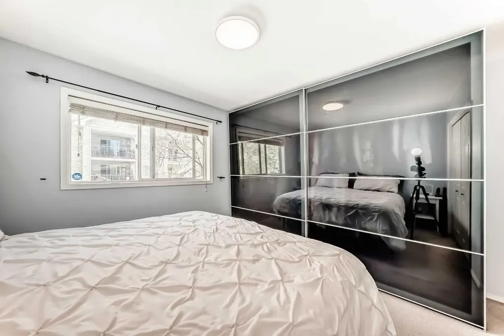 6621 Pinecliff Grove NE Calgary AB T1Y 7K8