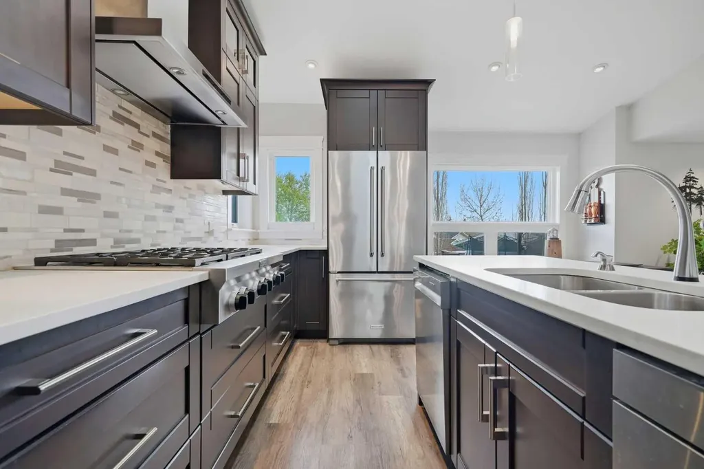 38 Sandpiper Way NW Calgary AB T3K 3C6