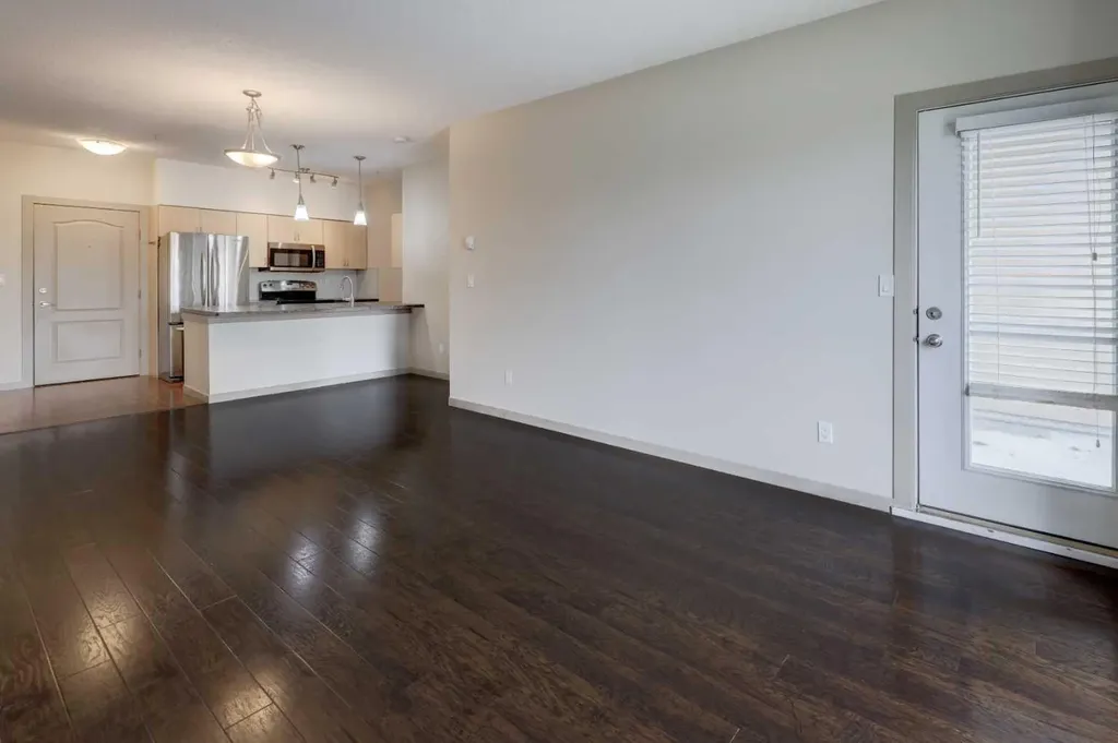604 East Lake Boulevard NE Airdrie AB T4A 0G5