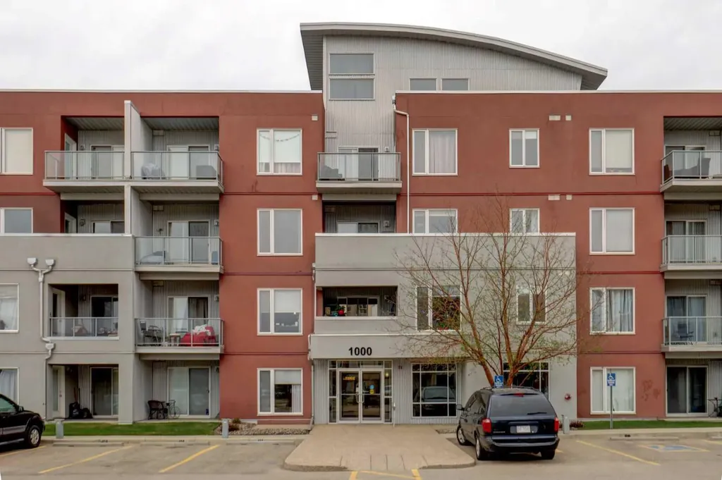 604 East Lake Boulevard NE Airdrie AB T4A 0G5