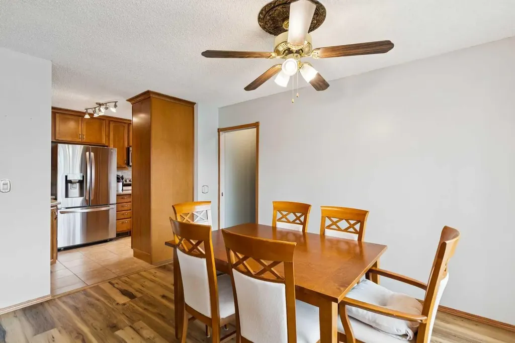 2138 Summerfield Boulevard SE Airdrie AB T4B 1X5