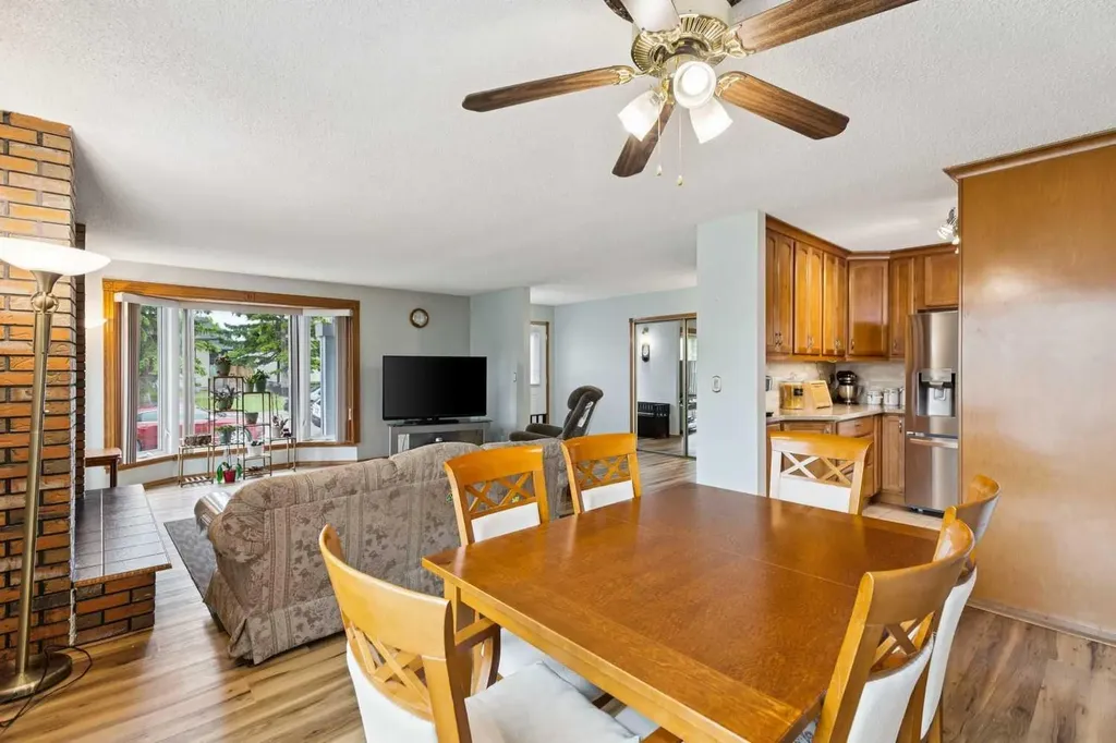 2138 Summerfield Boulevard SE Airdrie AB T4B 1X5