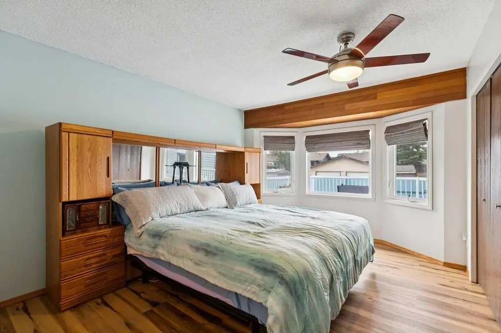 2138 Summerfield Boulevard SE Airdrie AB T4B 1X5