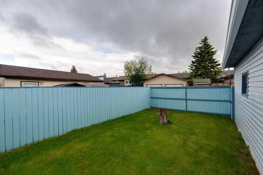 2138 Summerfield Boulevard SE Airdrie AB T4B 1X5
