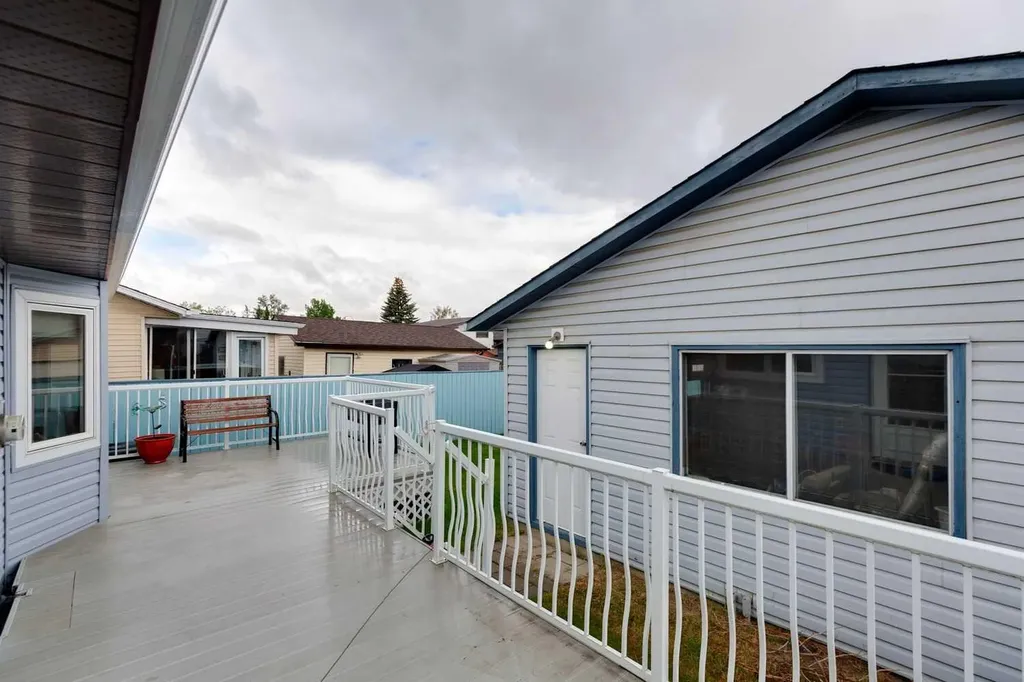 2138 Summerfield Boulevard SE Airdrie AB T4B 1X5