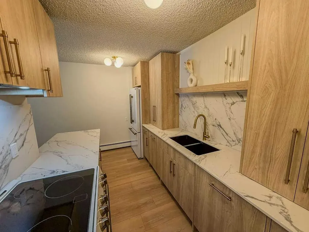 4001B 49 Street NW Calgary AB T3A 2C9