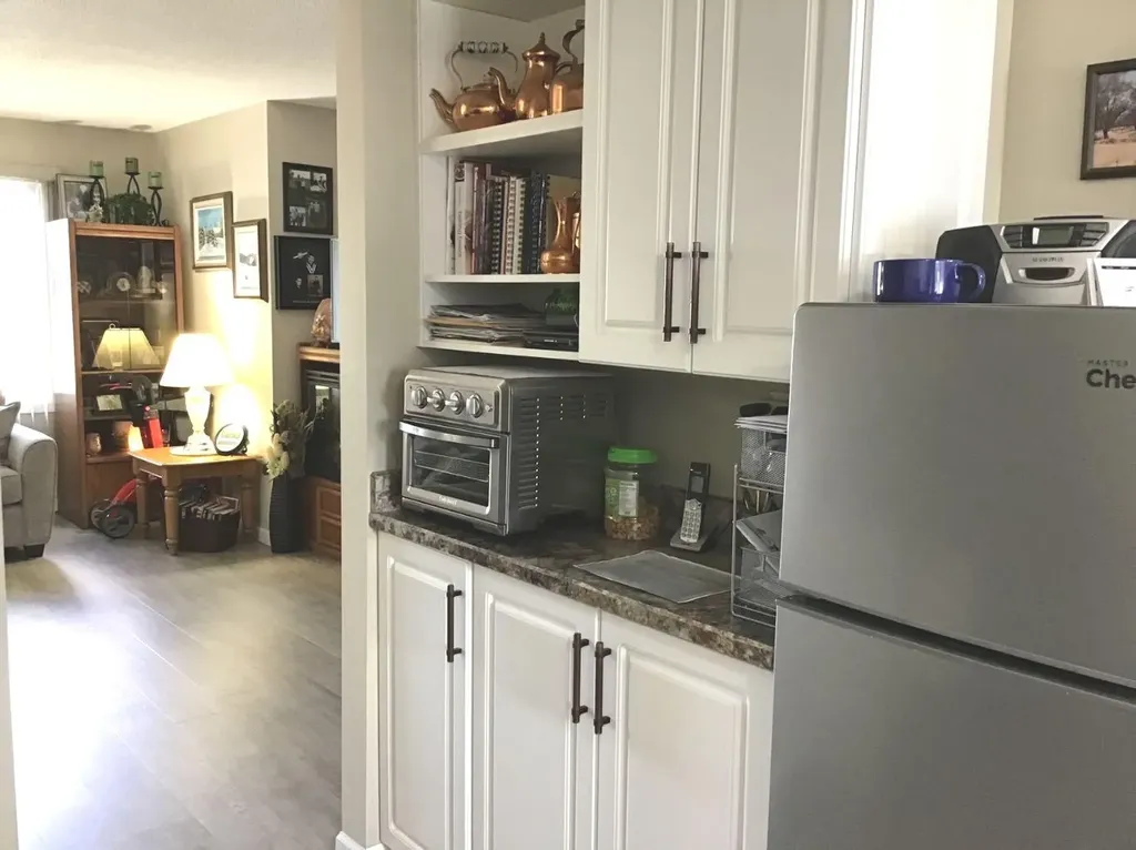 4607 46 Avenue Mayerthorpe AB T0E1n0