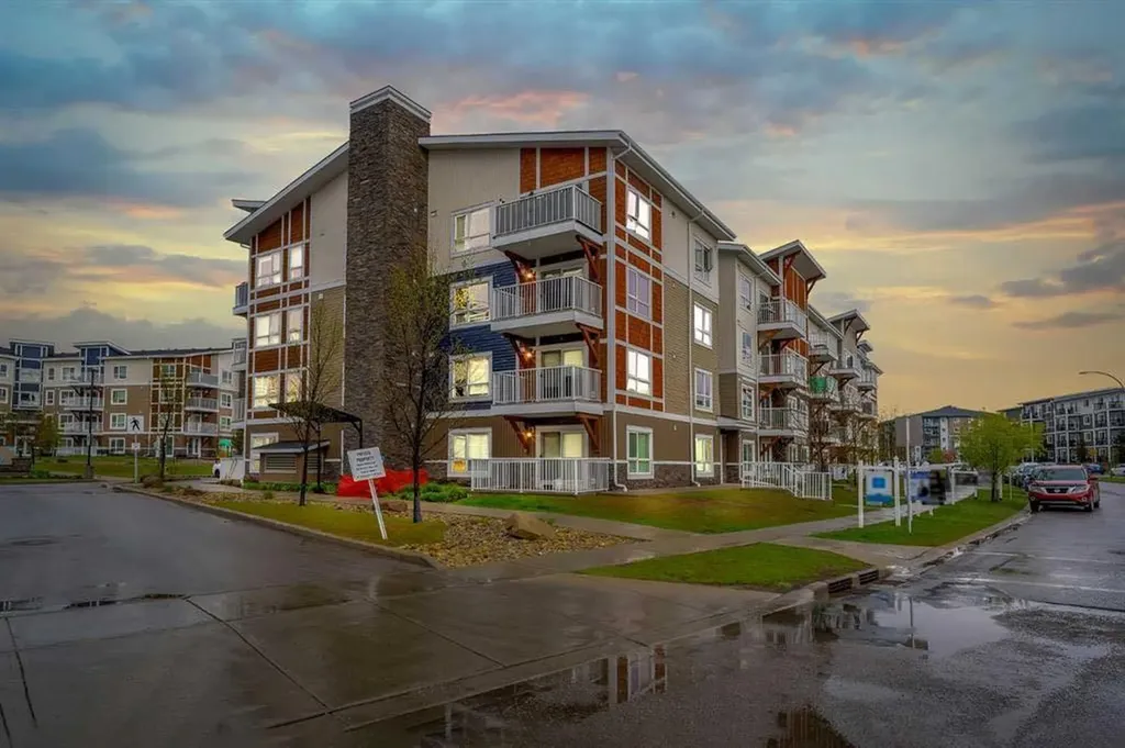 302 Skyview Ranch Drive NE Calgary AB T3N 0P5