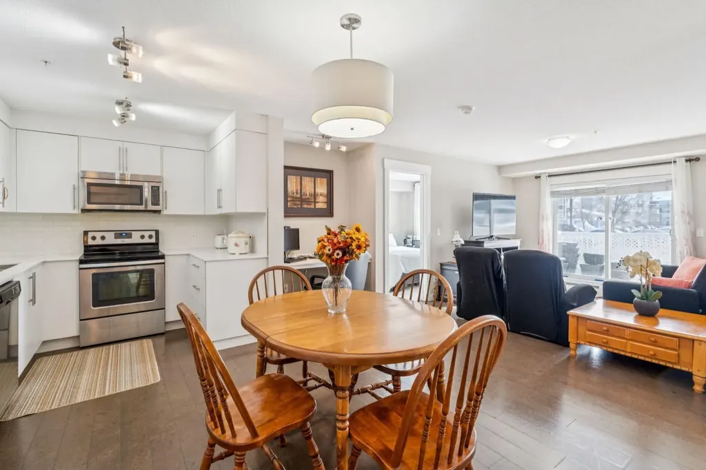 302 Skyview Ranch Drive NE Calgary AB T3N 0P5