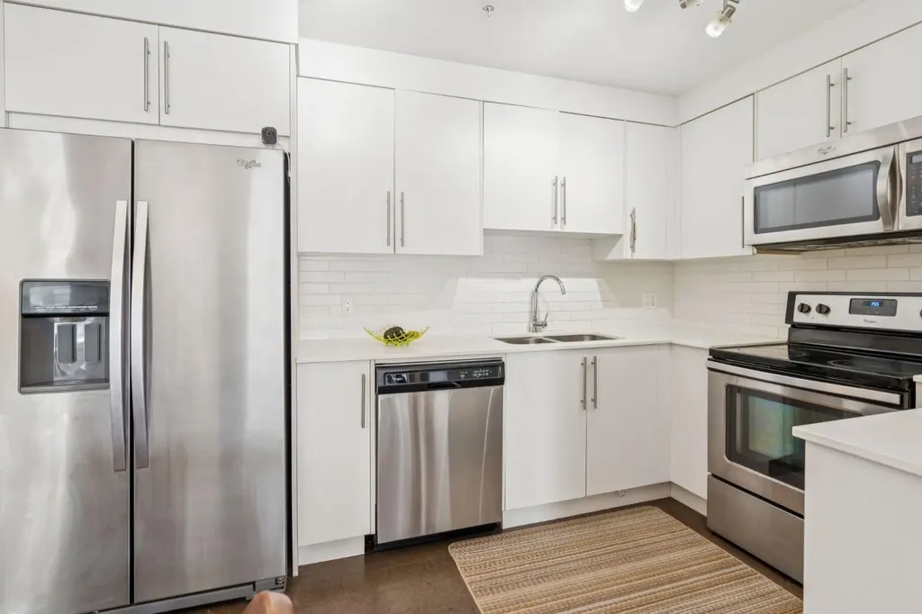 302 Skyview Ranch Drive NE Calgary AB T3N 0P5