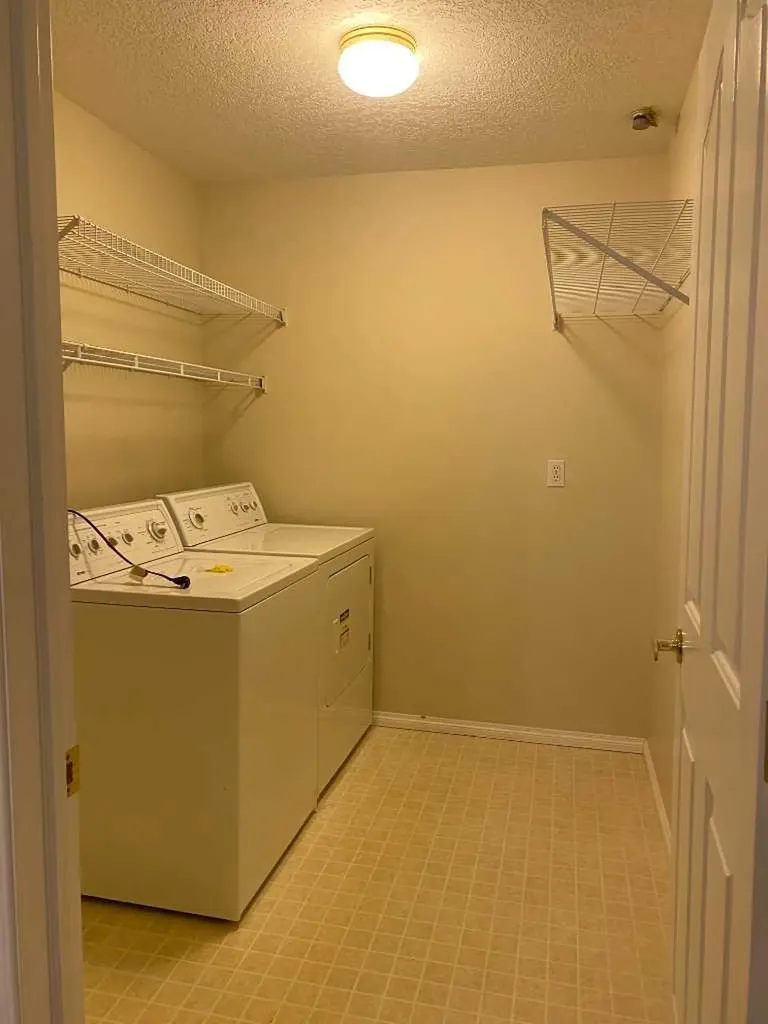 1818 Simcoe Boulevard SW Calgary AB T3H 3L9