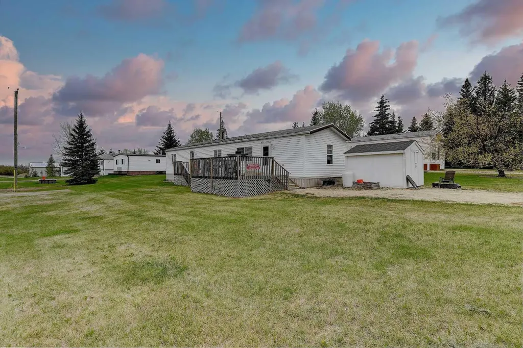 10301 99 Avenue Bezanson AB T0H0G0