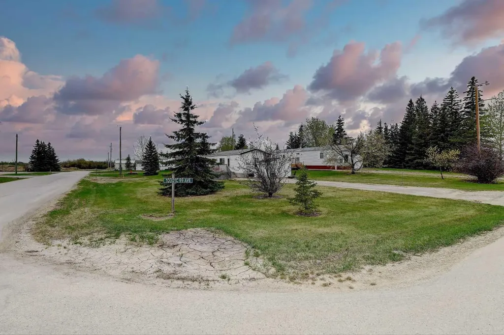 10301 99 Avenue Bezanson AB T0H0G0