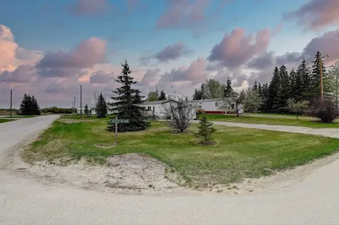 10301 99 Avenue Bezanson AB T0H0G0