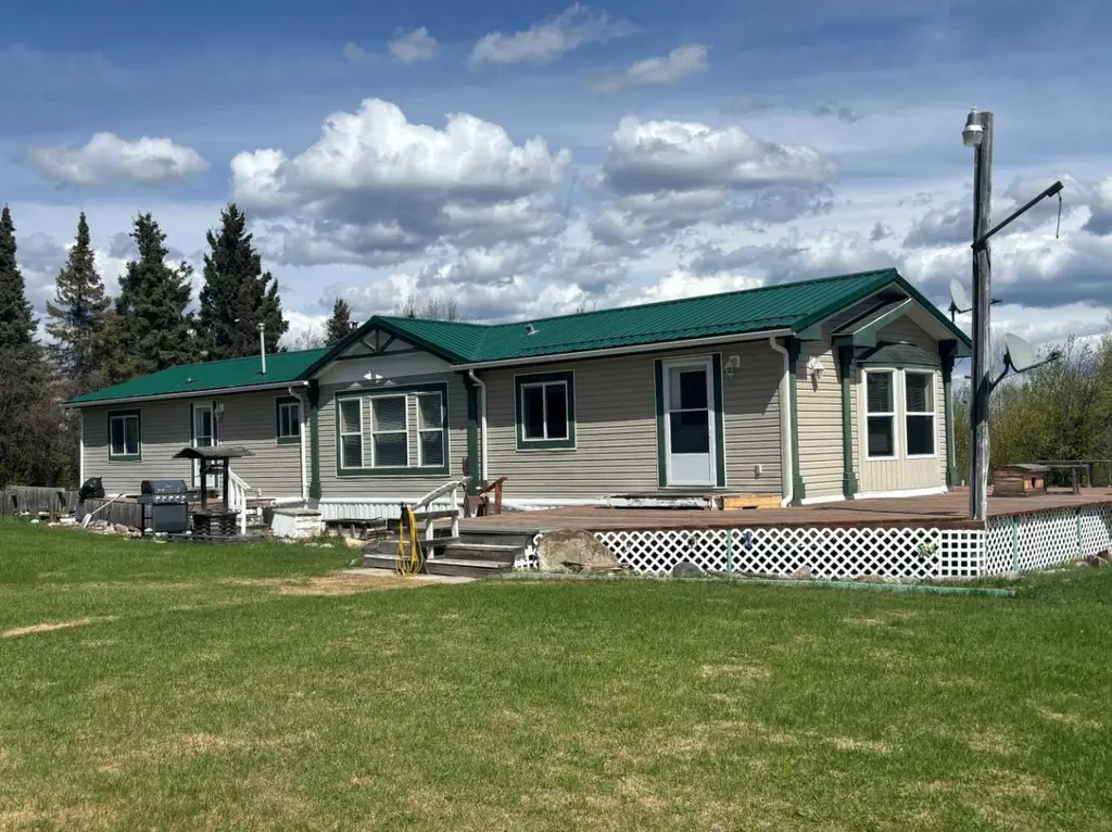 592031 Range Road 104 Rural Woodlands County AB T7S 1N9