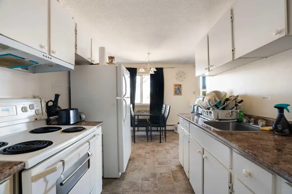 9 Clearwater Crescent Fort Mcmurray AB T9K 2B7