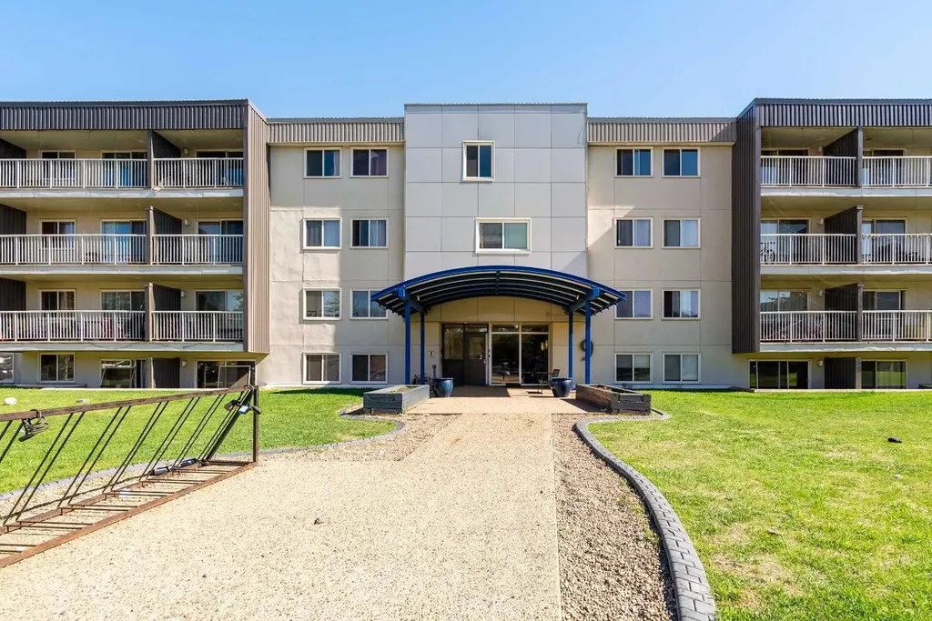 9 Clearwater Crescent Fort Mcmurray AB T9K 2B7