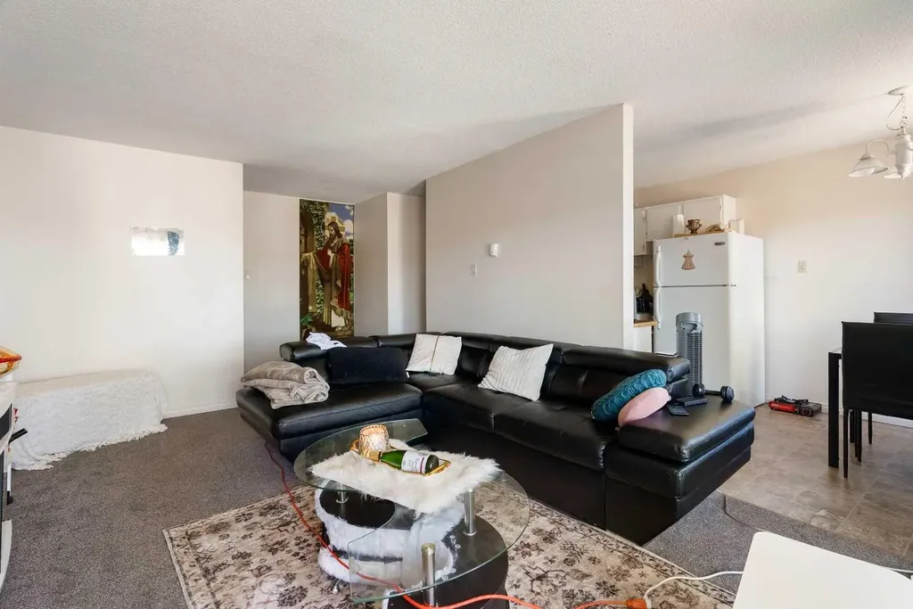 9 Clearwater Crescent Fort Mcmurray AB T9K 2B7