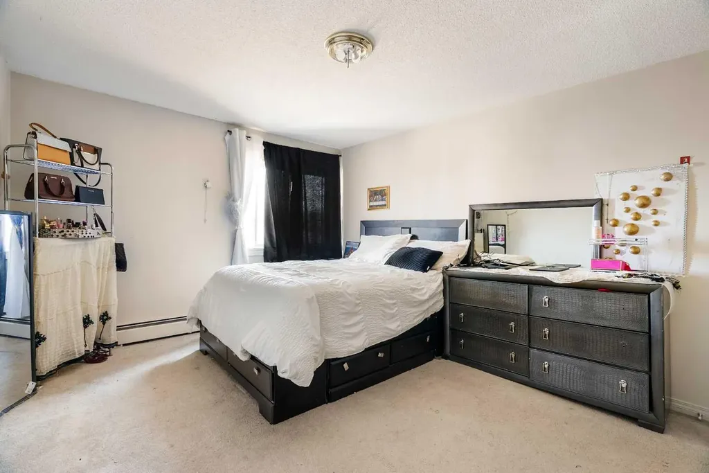 9 Clearwater Crescent Fort Mcmurray AB T9K 2B7