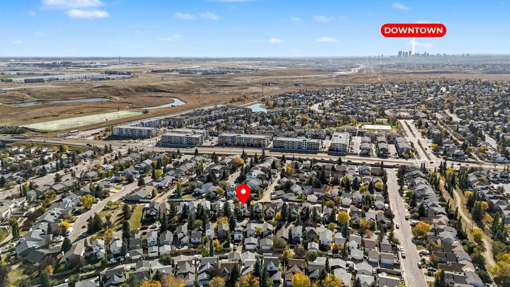 292 Coventry Close NE Calgary AB T3K 4C5