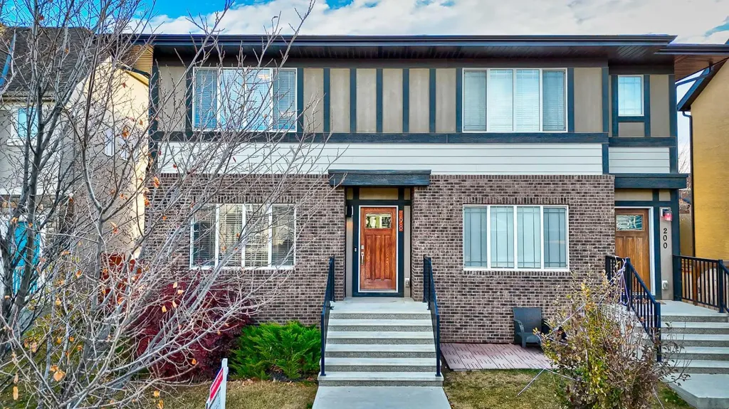 198 Masters Avenue SE Calgary AB T3M2B7