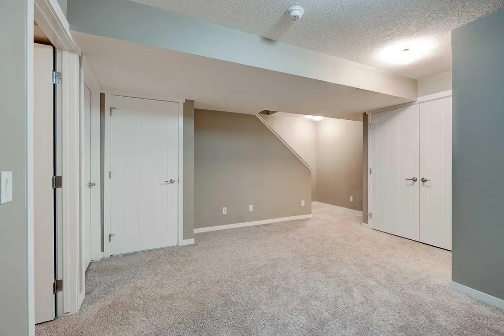 198 Masters Avenue SE Calgary AB T3M2B7