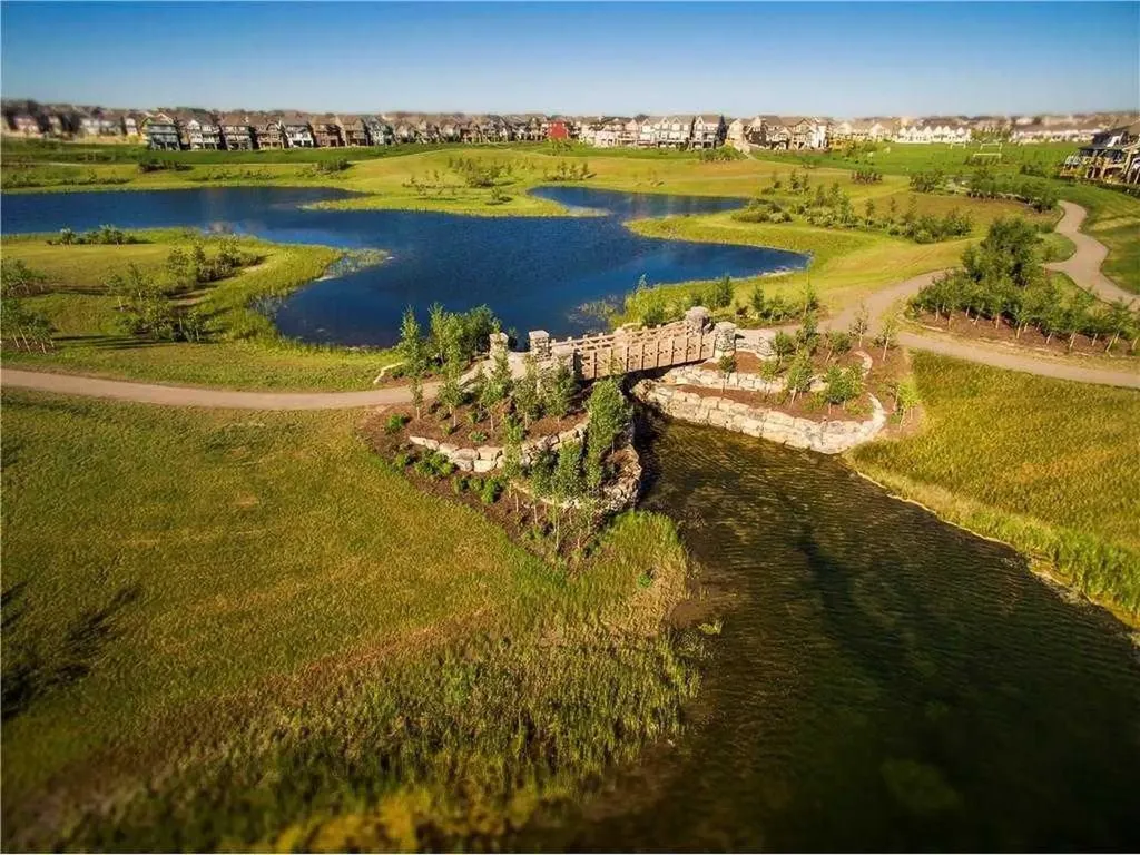 198 Masters Avenue SE Calgary AB T3M2B7