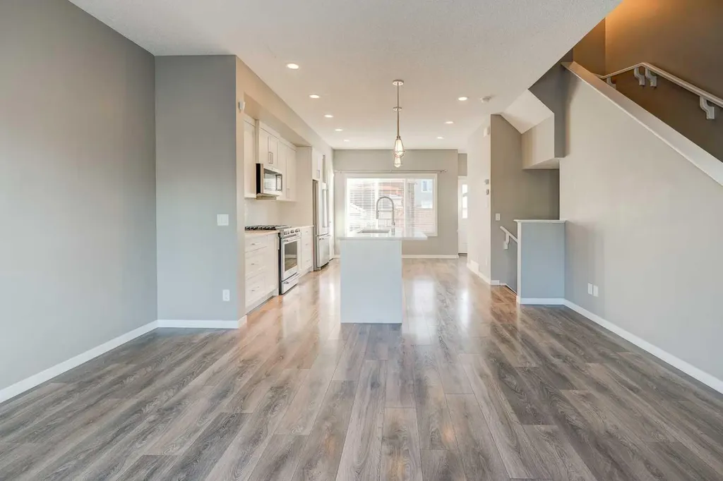 198 Masters Avenue SE Calgary AB T3M2B7