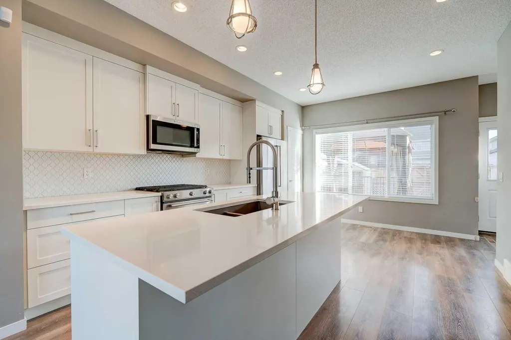 198 Masters Avenue SE Calgary AB T3M2B7