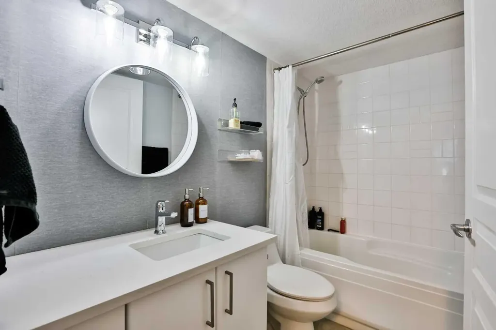 5115 Richard Road SW Calgary AB T3E 7M7