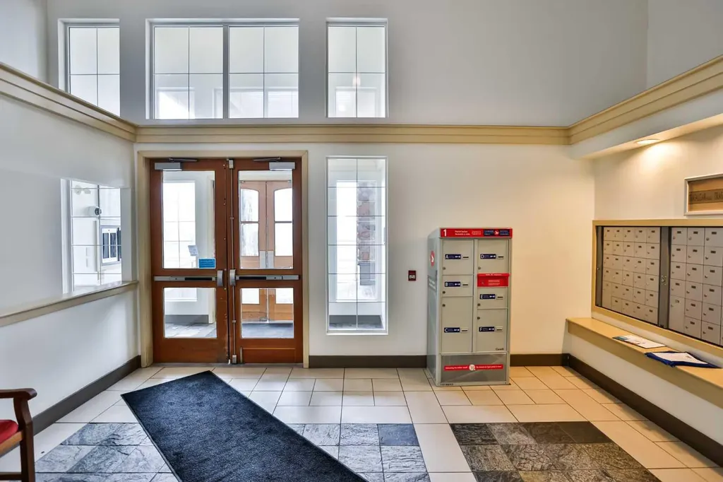 5115 Richard Road SW Calgary AB T3E 7M7