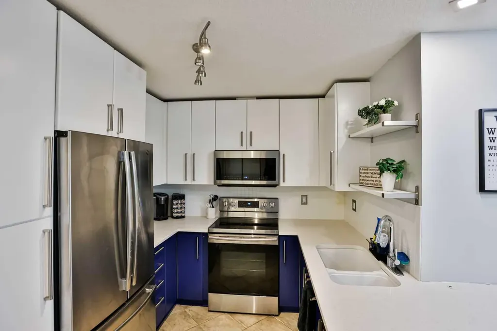 5115 Richard Road SW Calgary AB T3E 7M7