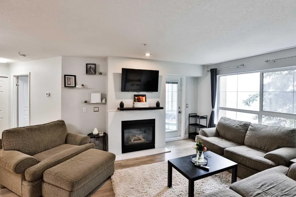 5115 Richard Road SW Calgary AB T3E 7M7