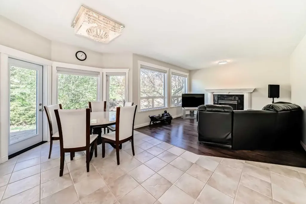 130 Panorama Hills View NW Calgary AB T3K 5B8