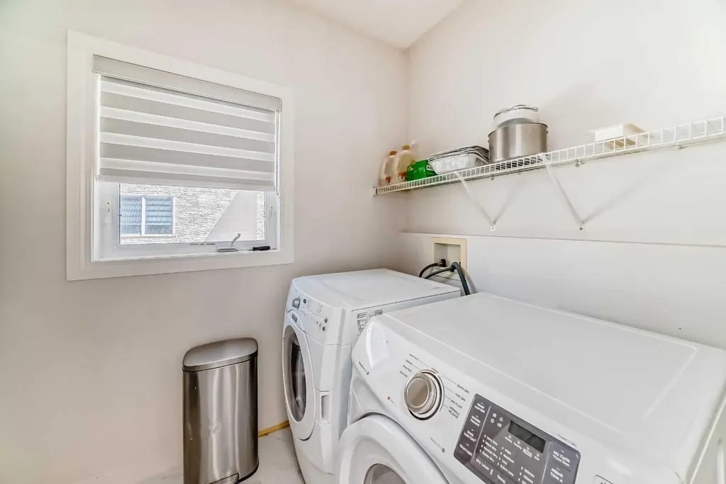130 Panorama Hills View NW Calgary AB T3K 5B8