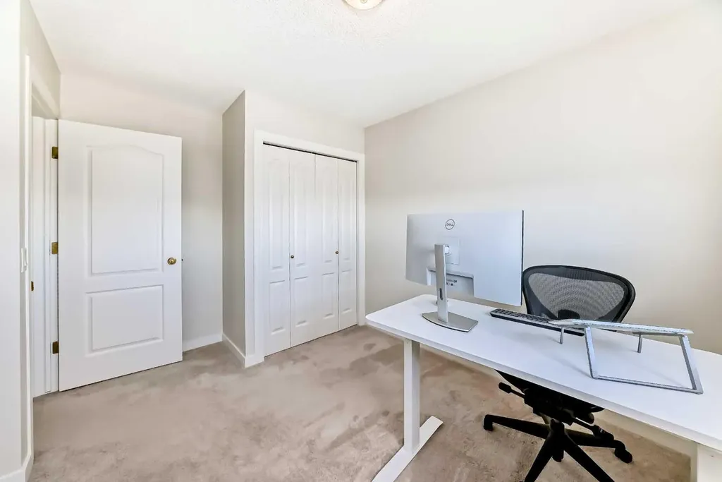 130 Panorama Hills View NW Calgary AB T3K 5B8
