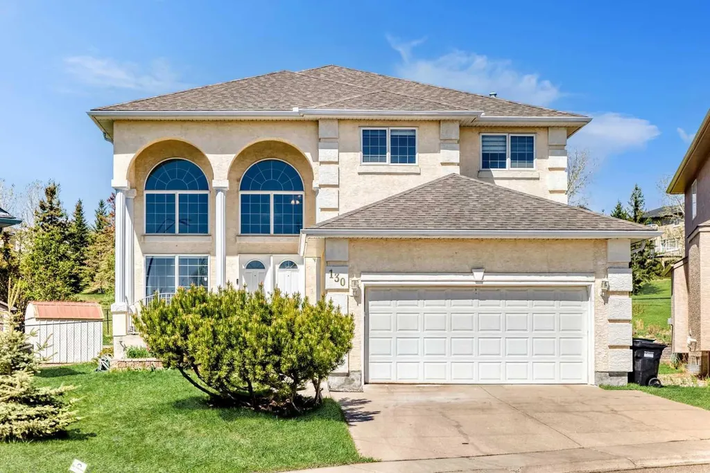 130 Panorama Hills View NW Calgary AB T3K 5B8