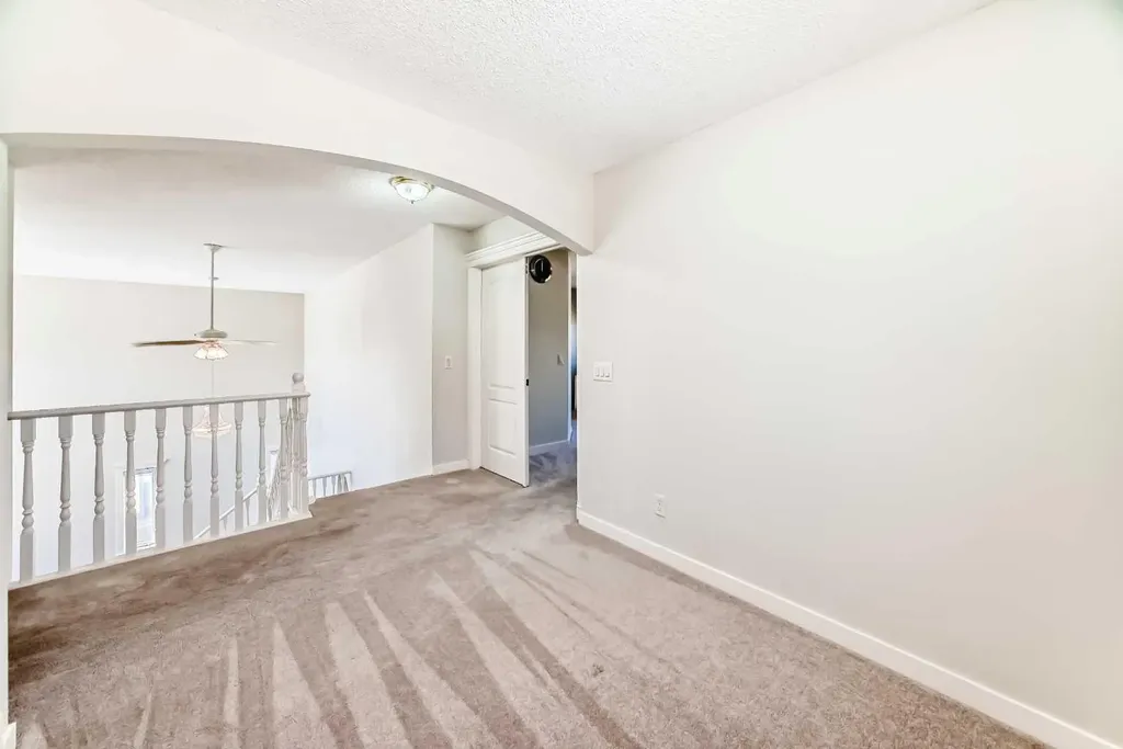 130 Panorama Hills View NW Calgary AB T3K 5B8