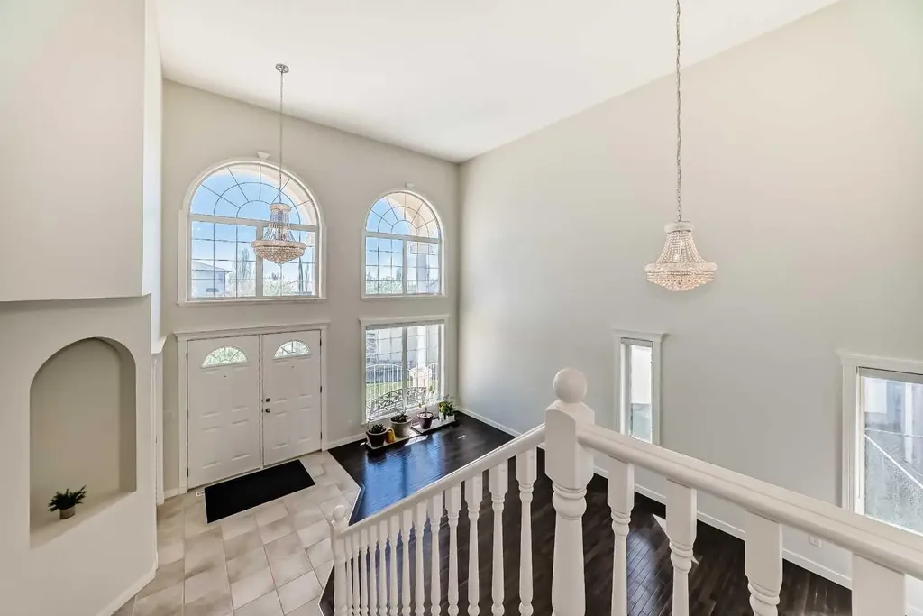 130 Panorama Hills View NW Calgary AB T3K 5B8