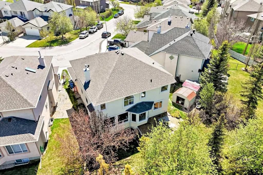 130 Panorama Hills View NW Calgary AB T3K 5B8